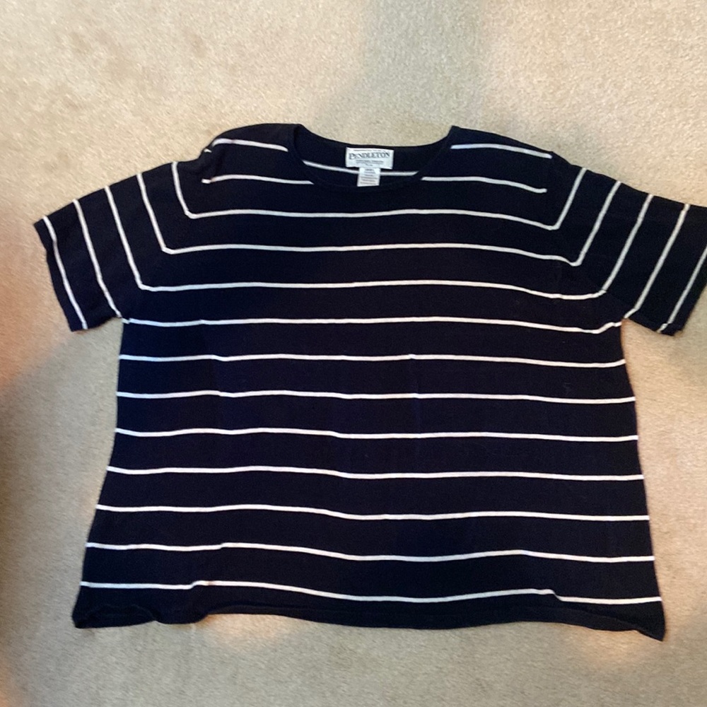 Pendleton womens 2x  Navy white striped short sleeve top